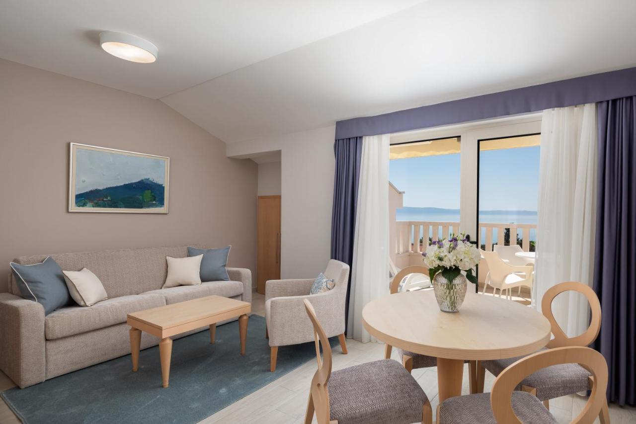 Aparthotel Flora Tučepi Exteriör bild
