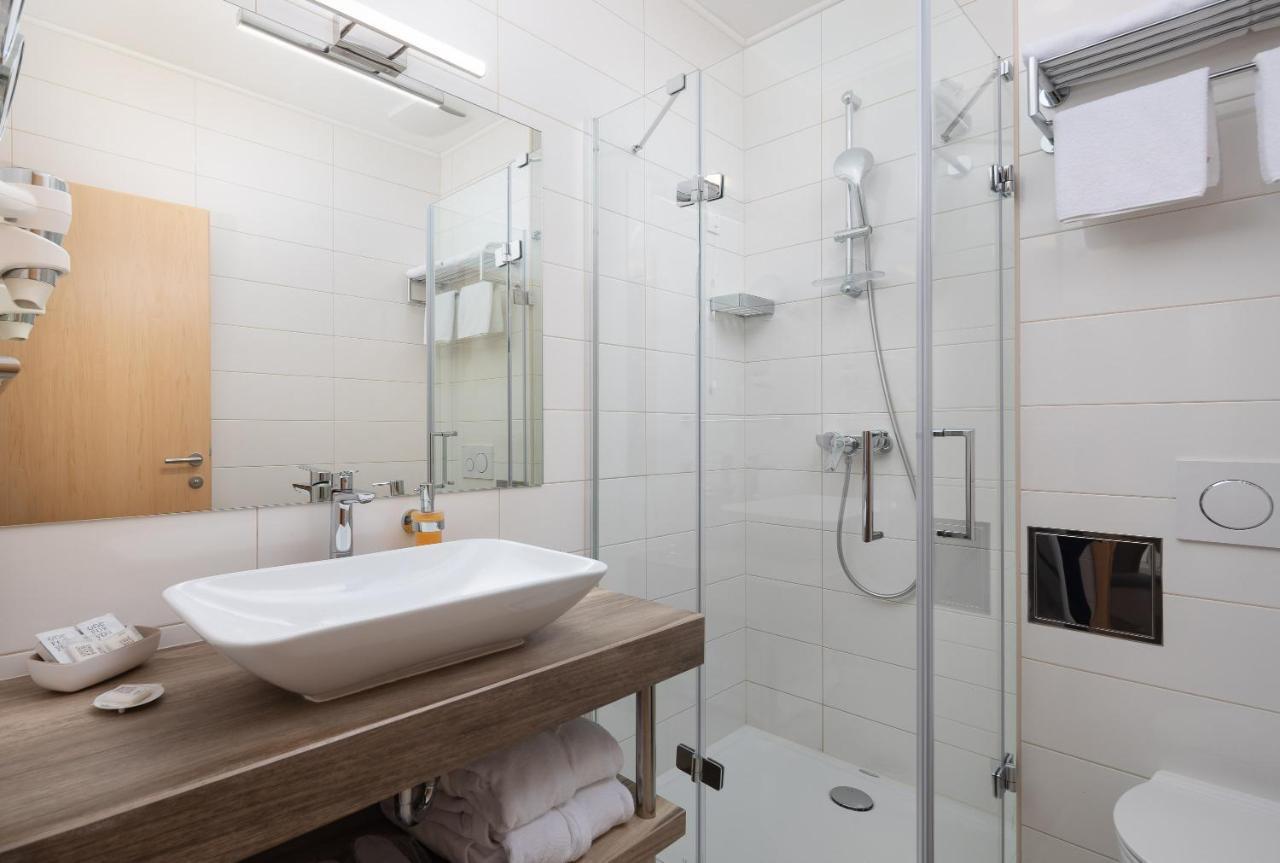 Aparthotel Flora Tučepi Exteriör bild