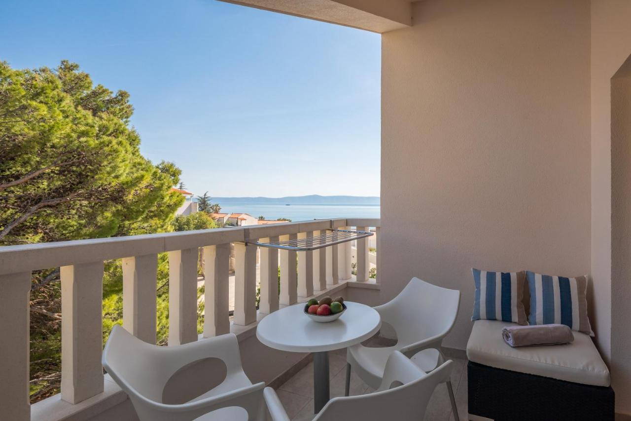 Aparthotel Flora Tučepi Exteriör bild