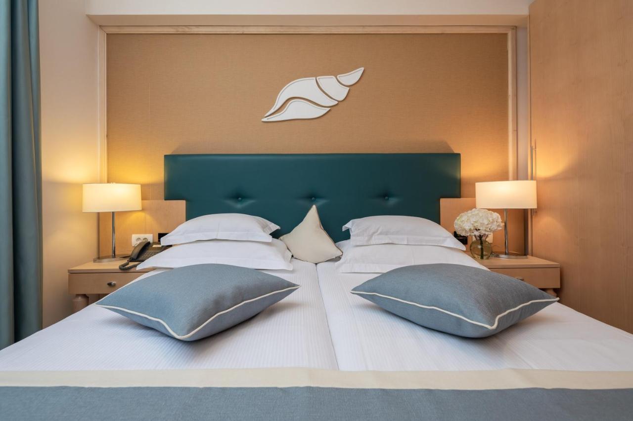Aparthotel Flora Tučepi Exteriör bild
