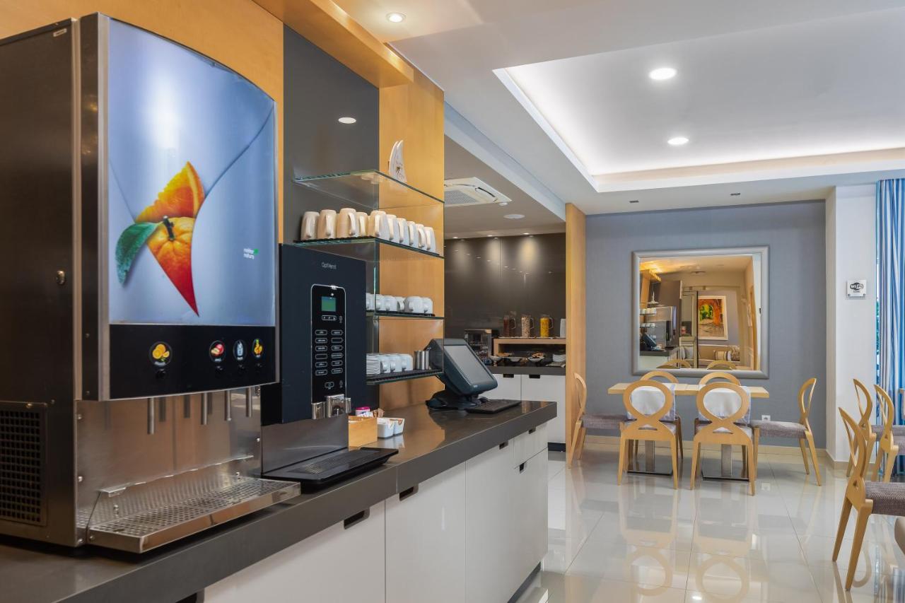 Aparthotel Flora Tučepi Exteriör bild