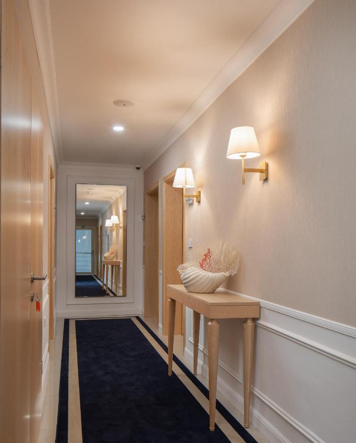 Aparthotel Flora Tučepi Exteriör bild